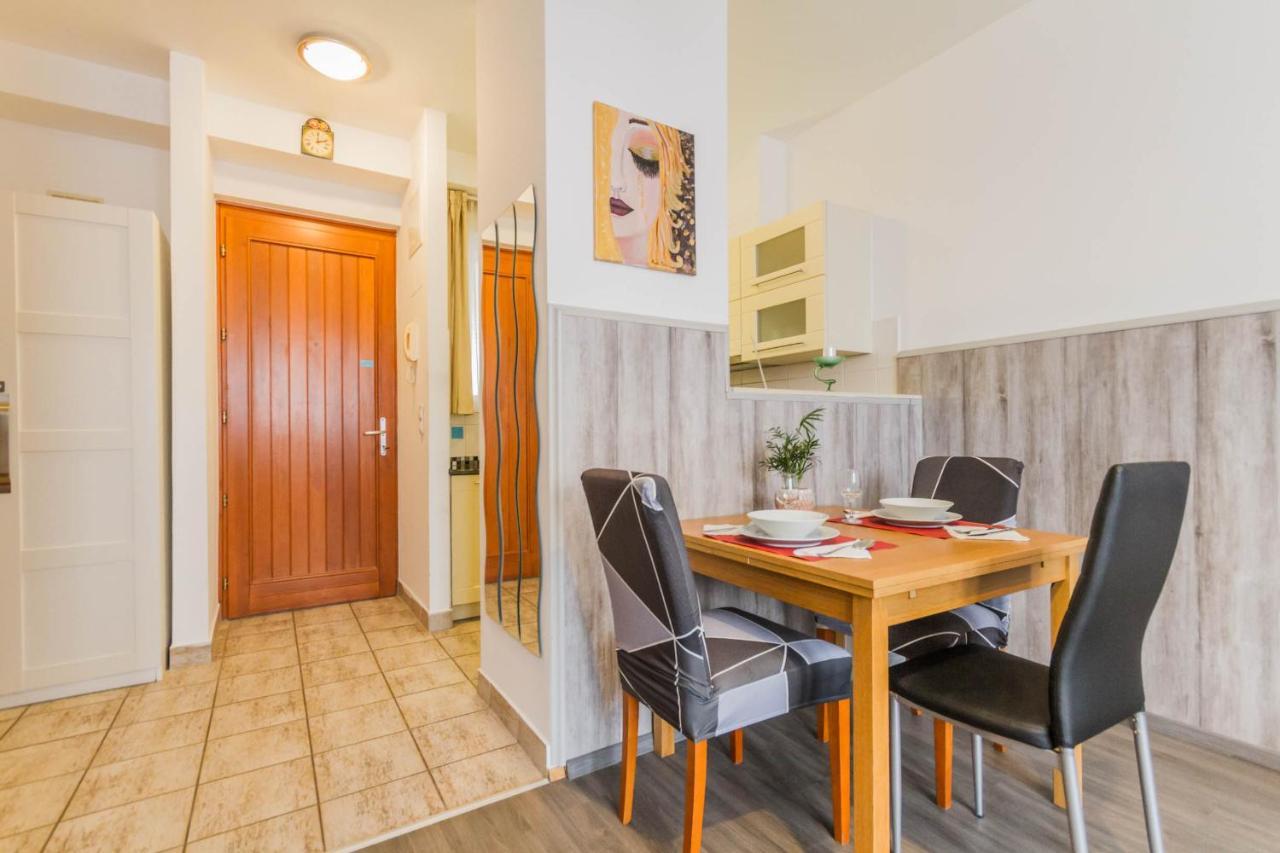 Lovag Charming Apartment In The Center-Ac Budapest Eksteriør billede