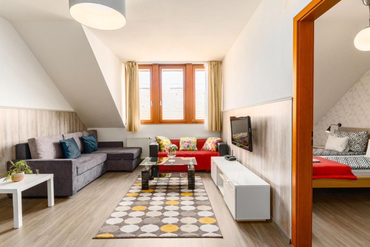 Lovag Charming Apartment In The Center-Ac Budapest Eksteriør billede
