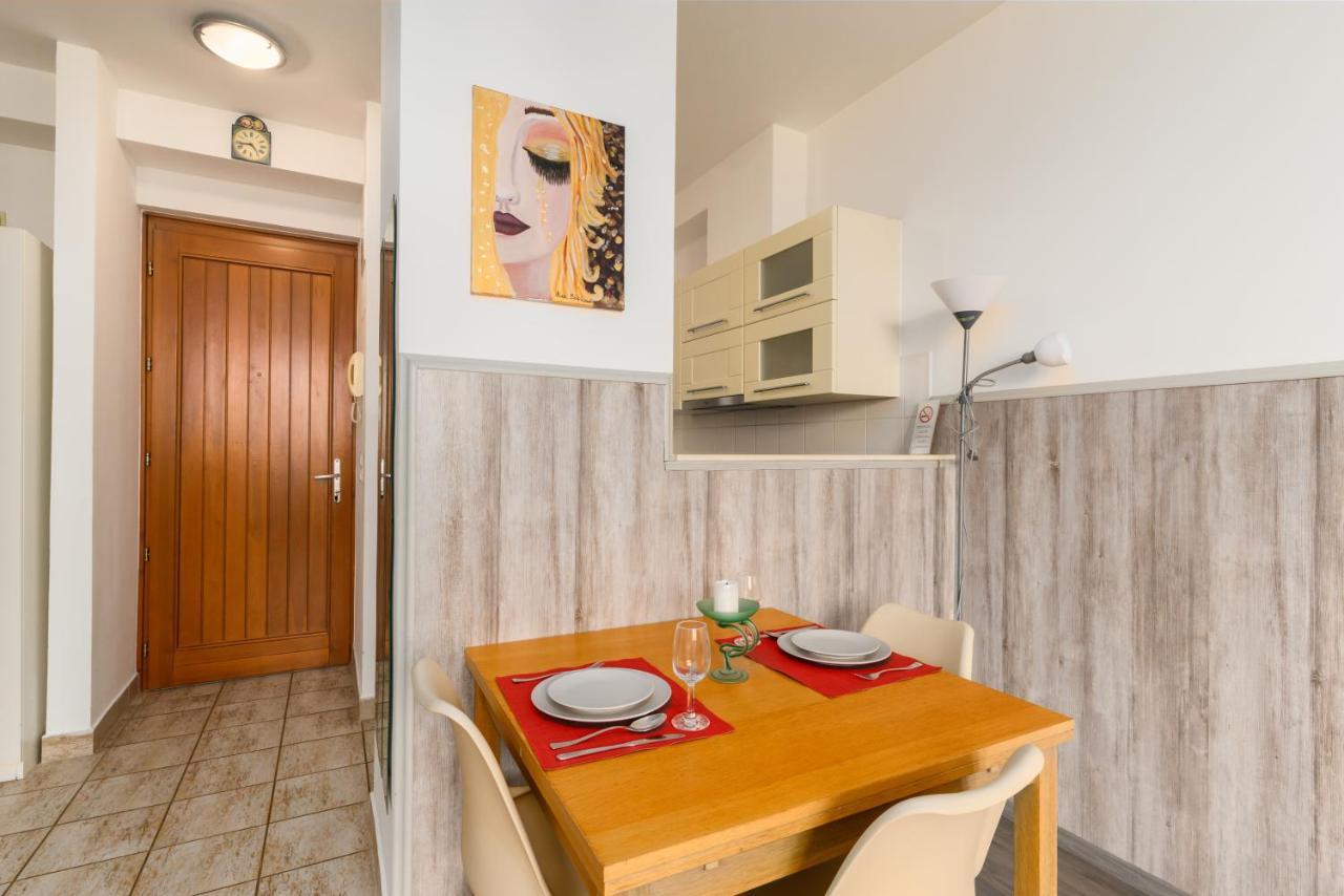 Lovag Charming Apartment In The Center-Ac Budapest Eksteriør billede